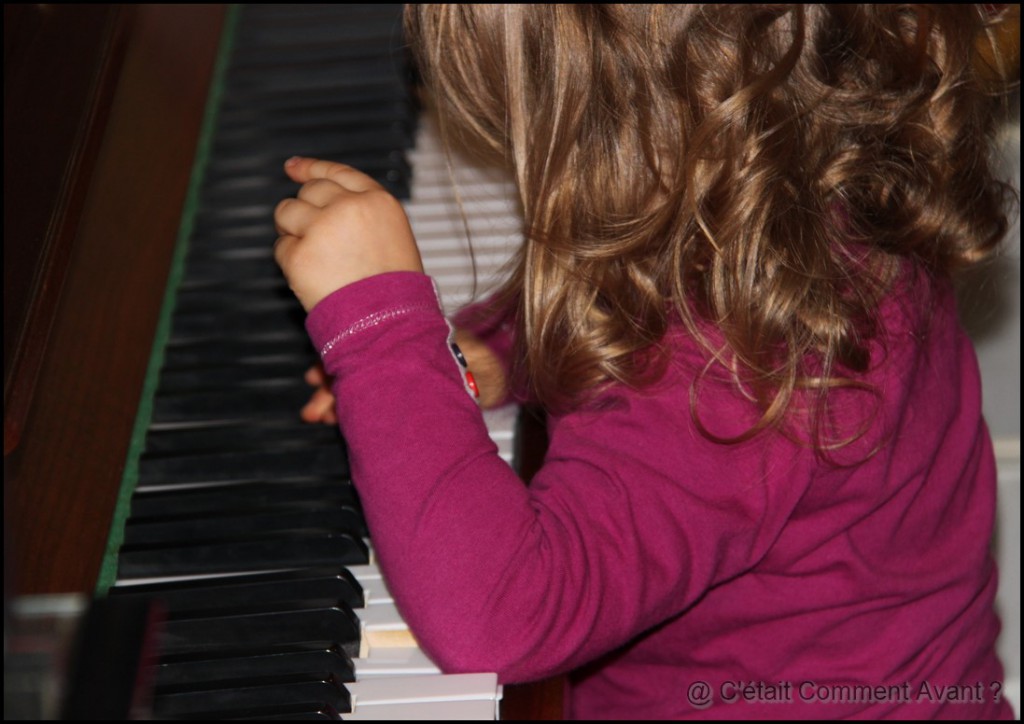 Melle Pikotette assure la relève au piano !