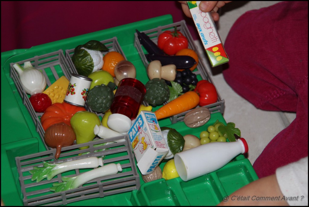 Faire le marché avec les vieux jeux de maman, récupérer chez mes parents