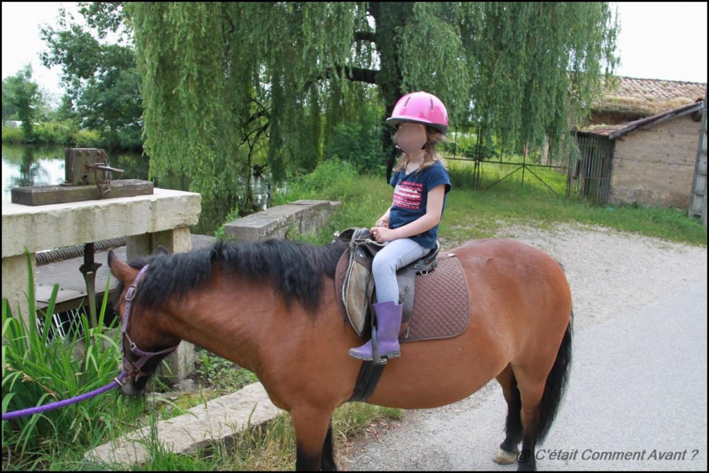 Etre fière sur son poney !