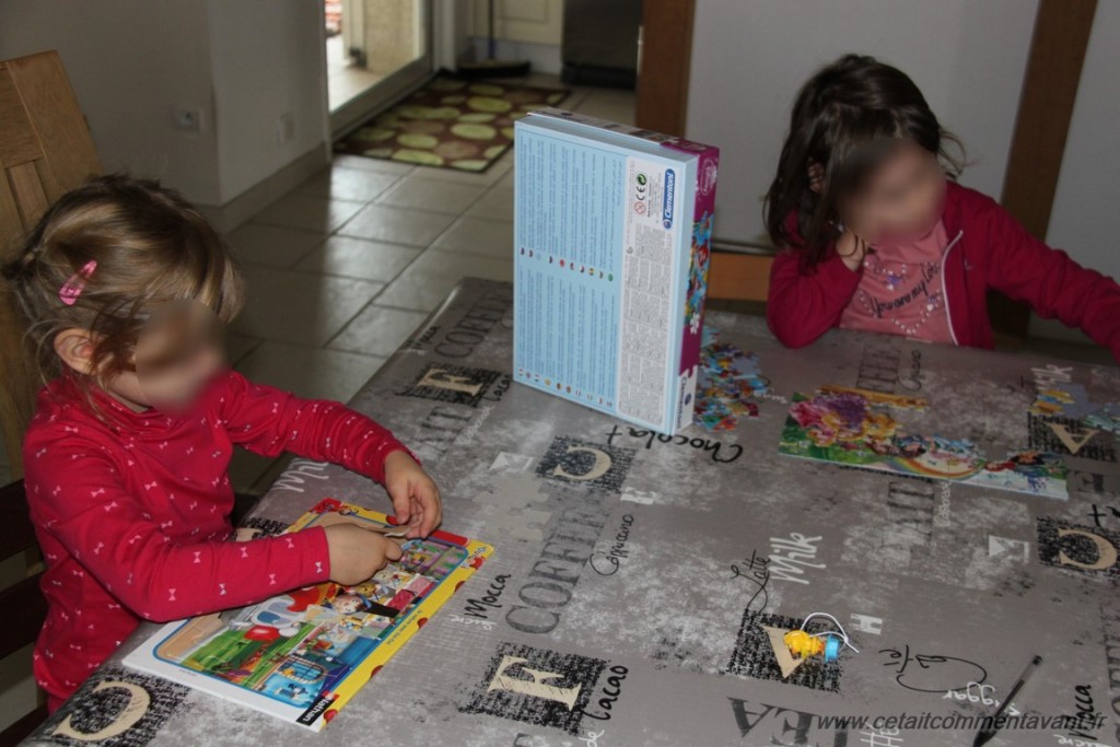 Faire des puzzles, tranquillement